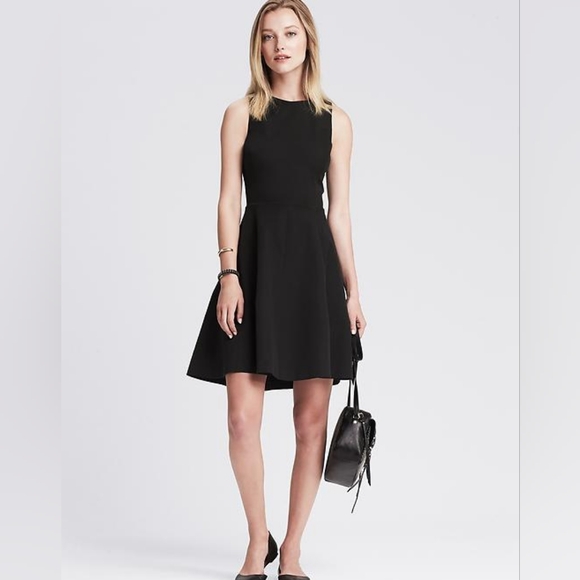 Banana Republic Dresses & Skirts - Stretch Raceback Fit and flare banana republic NWT Size 4 black